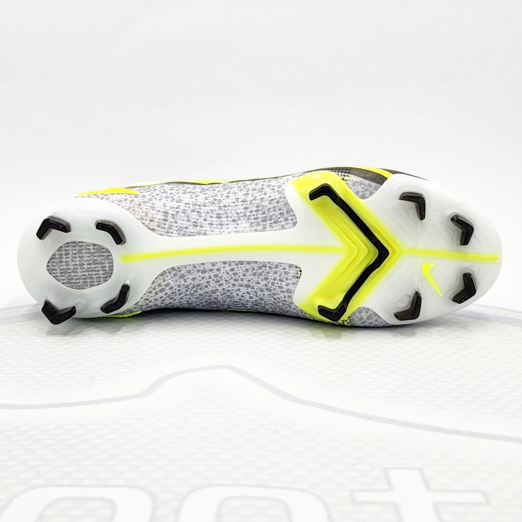 NIKE MERCURIAL SUPERFLY 8 ELITE FG CV0958 - 107