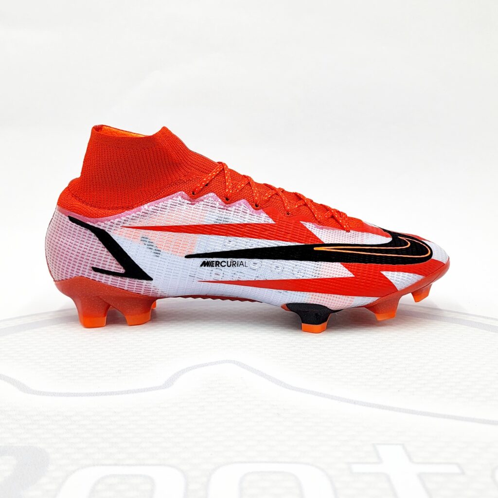 NIKE MERCURIAL SUPERFLY 8 ELITE CR7 FG DB2858 - 600