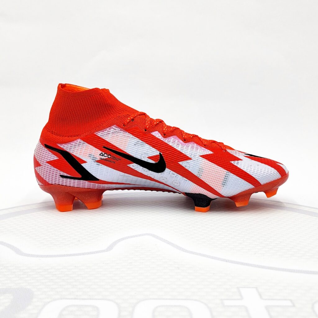 NIKE MERCURIAL SUPERFLY 8 ELITE CR7 FG DB2858 - 600