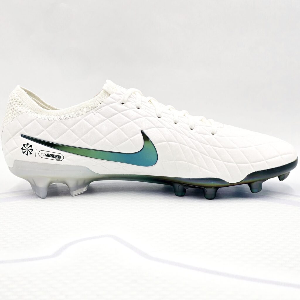 NIKE TIEMPO PEARL LEGEND 10 ELITE SE FG FZ1578 - 100