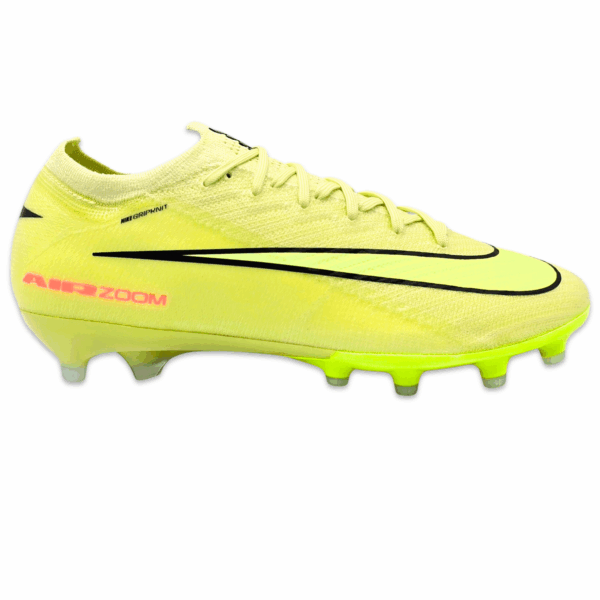 Prodotto nuovo e originale Modello Elite (Top di gamma) Composizione: complete di sacca e scatola Nike Tacchettatura: Ag NIKE MERCURIAL VAPOR 16 ELITE AG FQ8693 - 300
