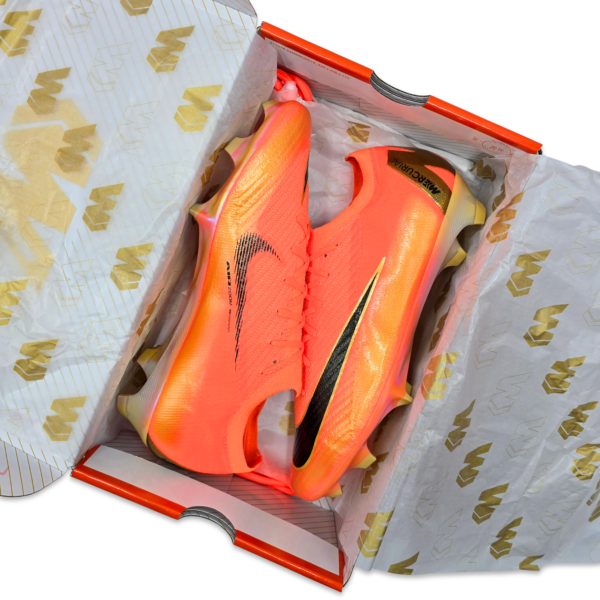 NIKE MERCURIAL VAPOR 16 ELITE "Déjà Vu" SE FG IO1555-800